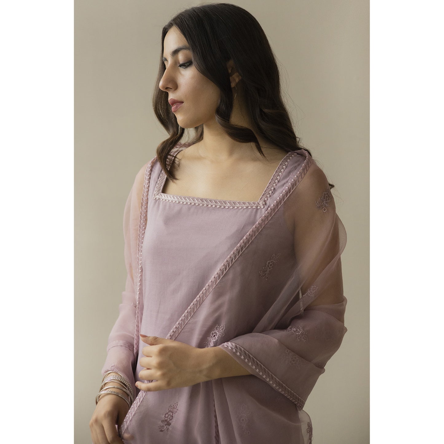 DYOT SUMMER SPECIAL'S UNSTICHED EMBROIDERED LAWN 3PC WITH ORGANZA DUPPATA