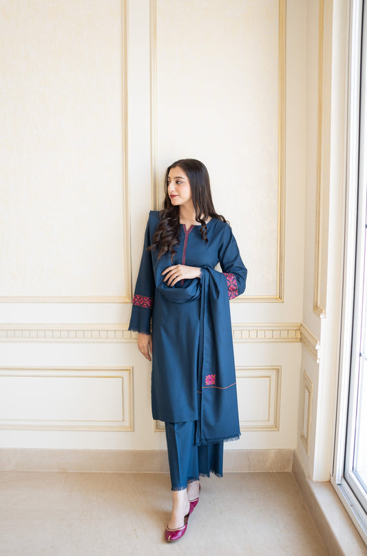PHULKARI WINTER 2026 EMBROIDERED UNSTICHED DHANAK 3PC WITH EMBROIDERED DHANAK SHAWL