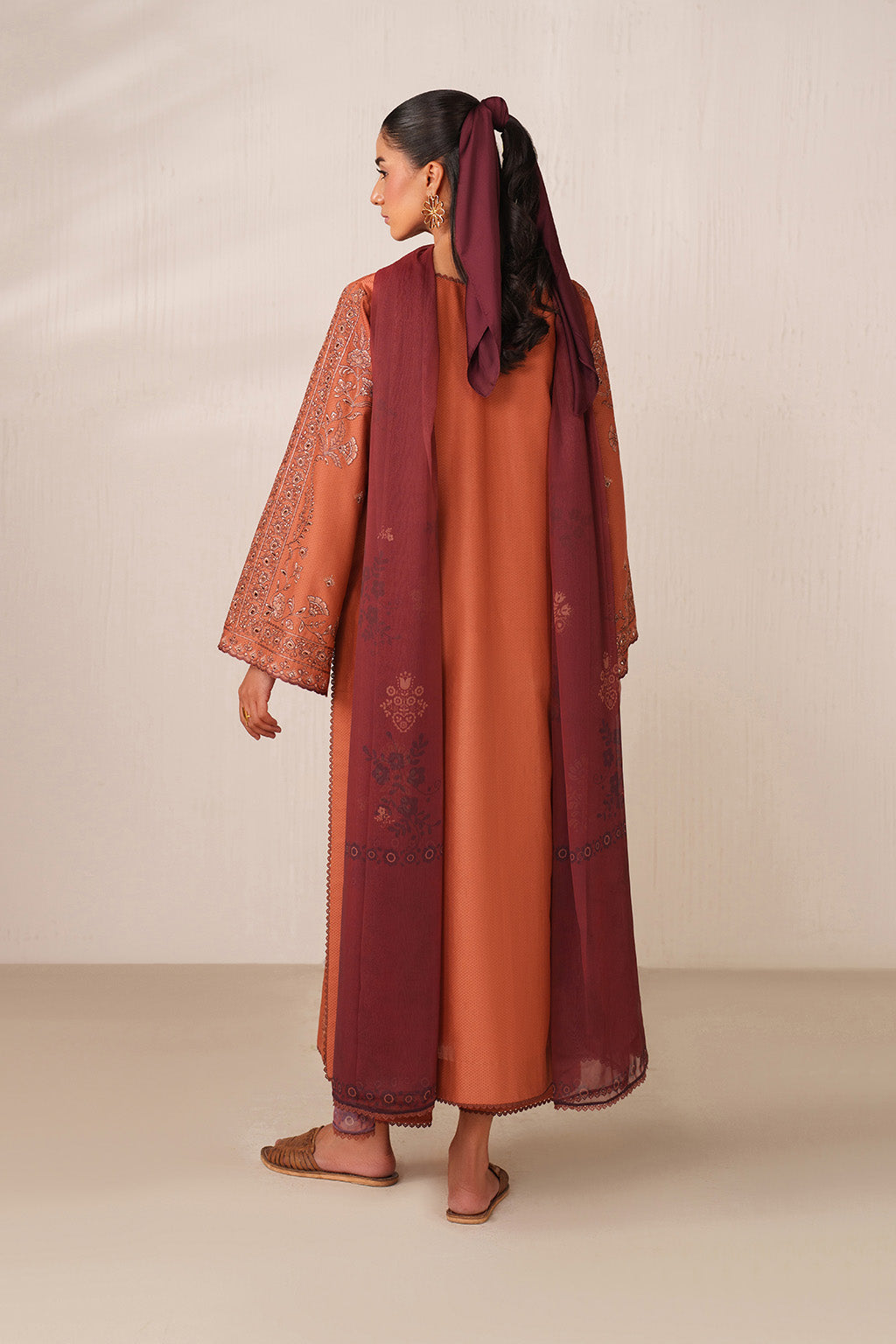 RUSTY WINTER 2026 EMBROIDERED DHANAK 3PC WITH PASHIMINA SHAWL