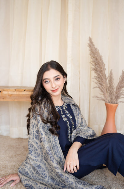 ZORA WINTER 2026 EMBROIDERED DHANAK 3PC WITH PRINTED PASHMINA SHAWL