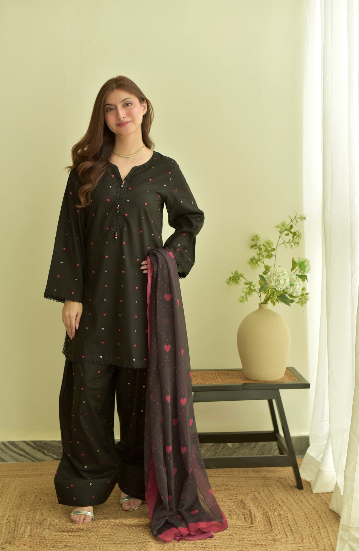 BLACK HEART WINTER 2026 EMBROIDERED DHANAK 3PC WITH PASHMINA SHAWL
