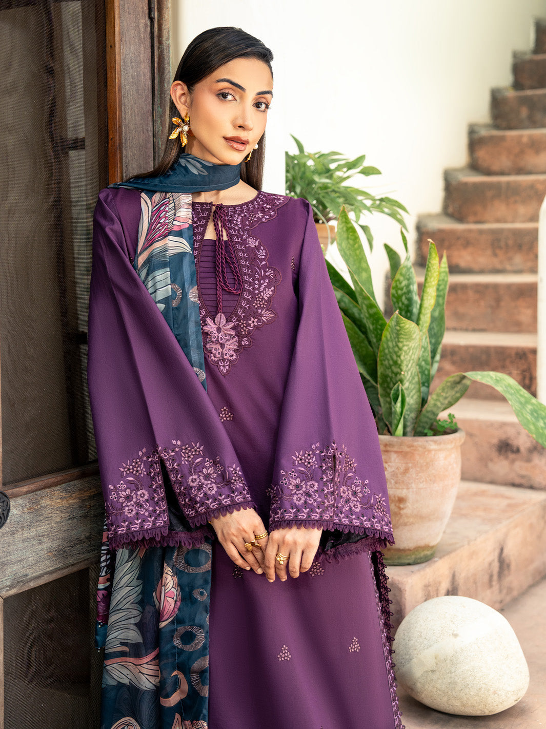 AREEZA WINTER 2026 EMBROIDERED DHANAK 3PC WITH PASHMINA WOOL SHAWL