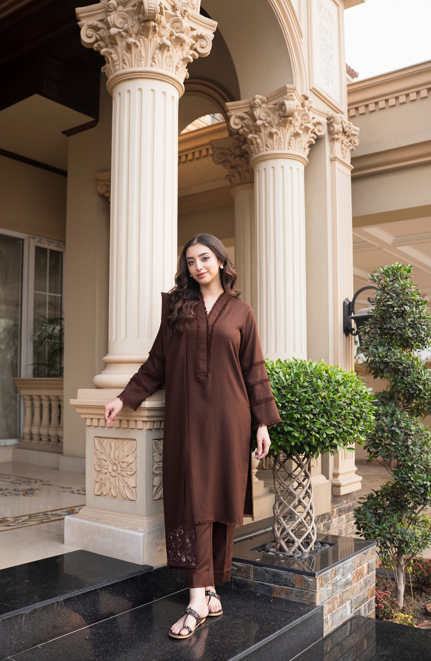 MOCHA WINTER 2026 EMBROIDERED DHANAK 3PC WITH EMBROIDERED DHANAK SHAWL