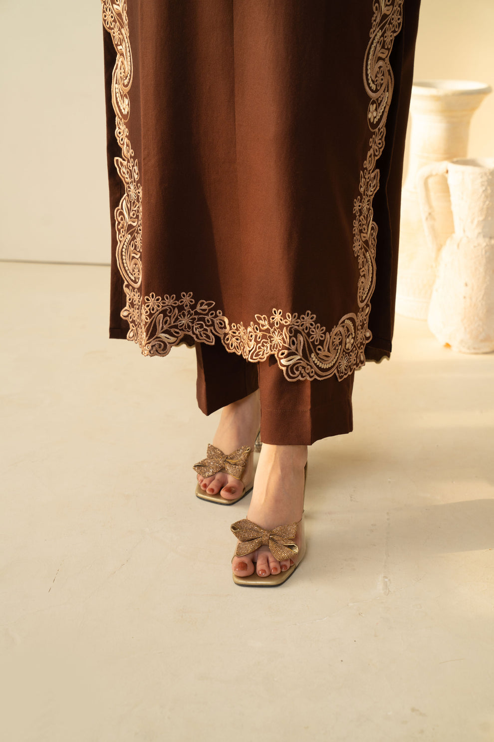 MAHIRA SUMMER SPECIAL'S UNSTICHED EMBROIDERED LAWN 3PC WITH CHIFFON DUPPATA
