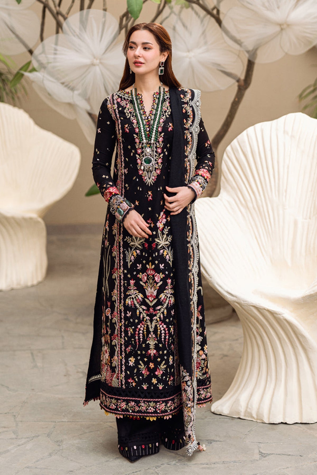 QALAMKAR LUXURY EMBROIDERED LAWN WITH EMBROIDERED CHIFFON DUPPATA UNSTICHED 3PC