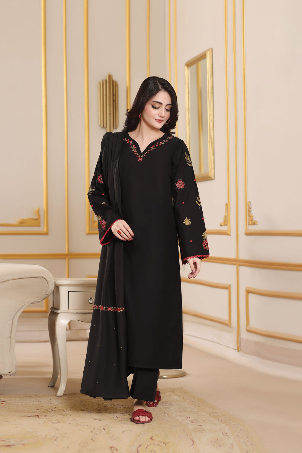 MOON WINTER 2026 EMBROIDERED DHANAK 3PC WITH DHANAK SHAWL