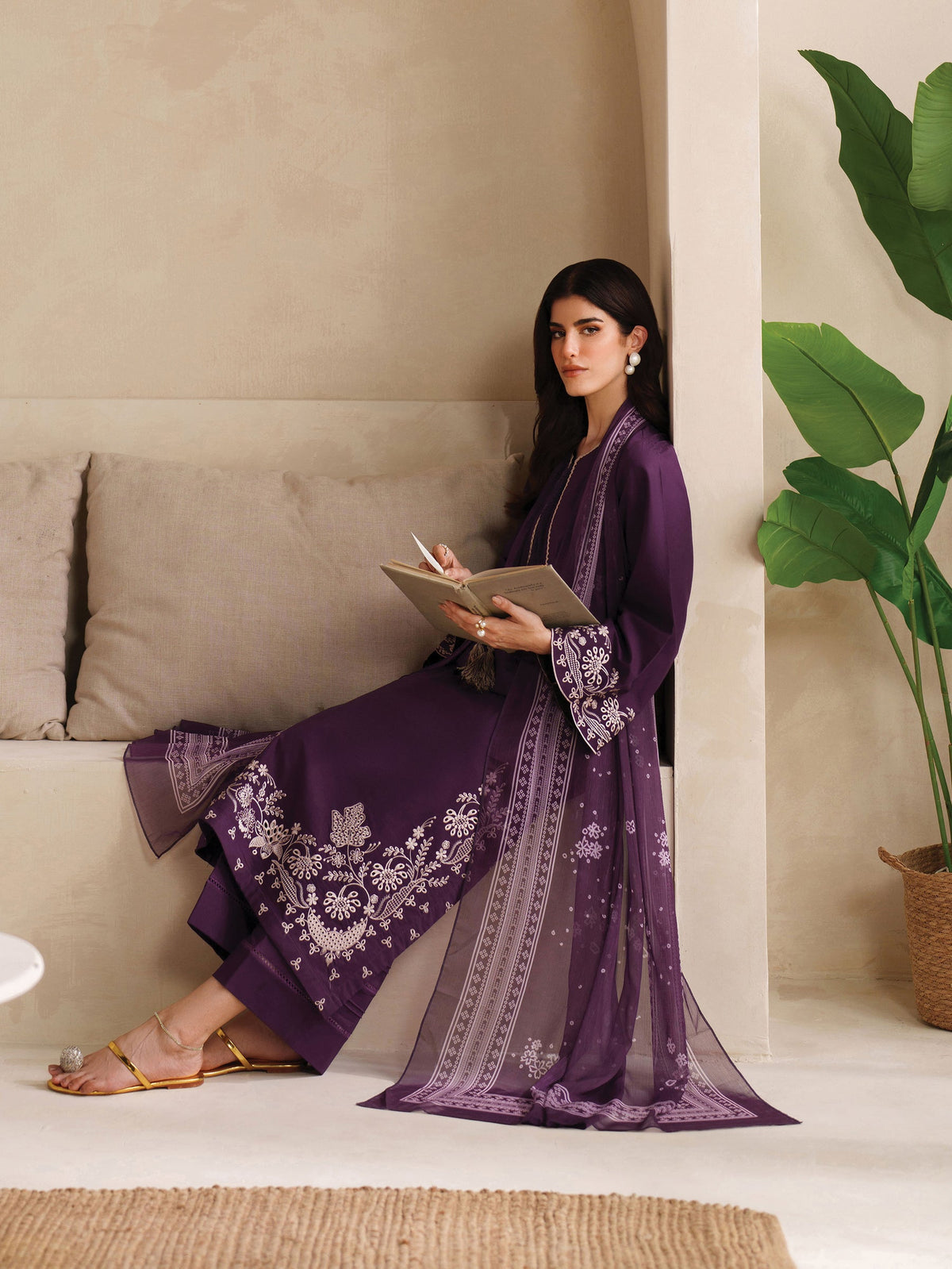 SOFI SUMMER SPECIAL'S UNSTICHED EMBROIDERED LAWN 3PC WITH CHIFFON DUPPATA