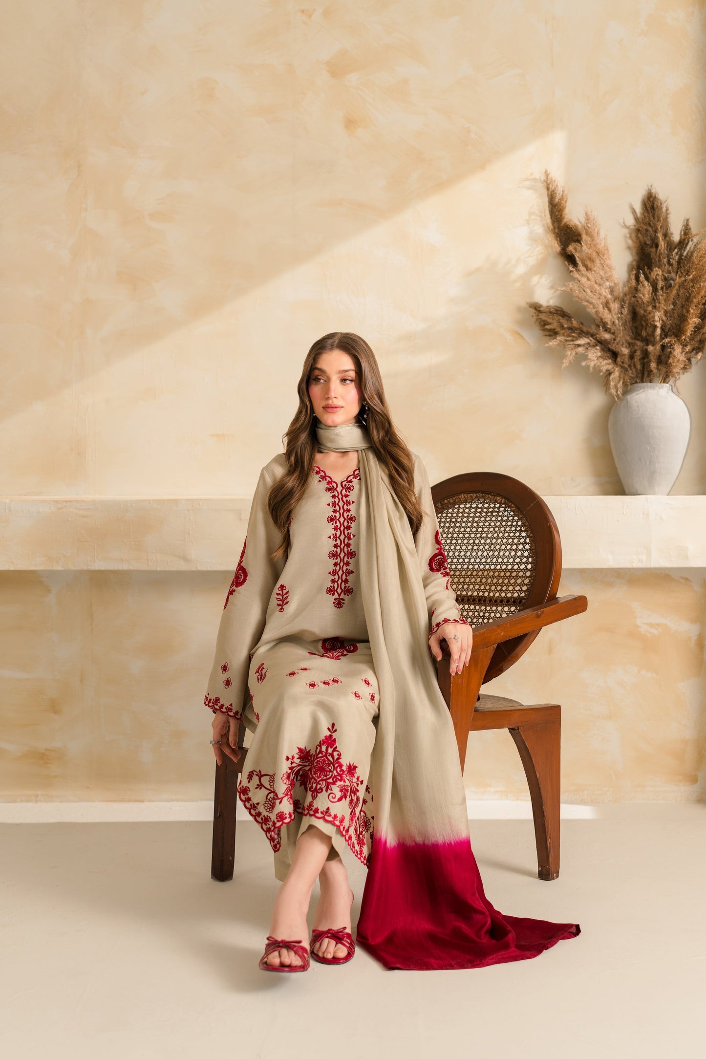 DILNAZ WINTER 2026 EMBROIDERED DHANAK 3PC WITH DHANAK SHAWL