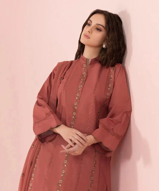SAPPHIRE SUMMER SPECIAL'S UNSTICHED EMBROIDERED LAWN 3PC WITH CHIFFON DUPPATA