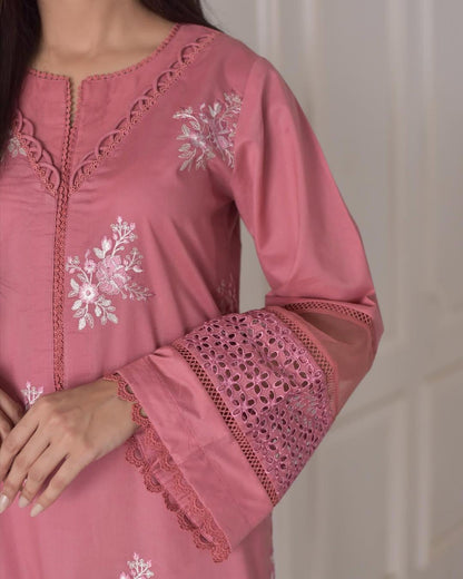 HOORIYA WINTER 2026 EMBROIDERED UNSTICHED DHANAK 3PC WITH PASHMINA SHAWL