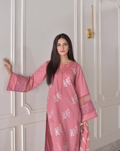 HOORIYA WINTER 2026 EMBROIDERED UNSTICHED DHANAK 3PC WITH PASHMINA SHAWL