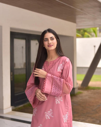 HOORIYA WINTER 2026 EMBROIDERED UNSTICHED DHANAK 3PC WITH PASHMINA SHAWL