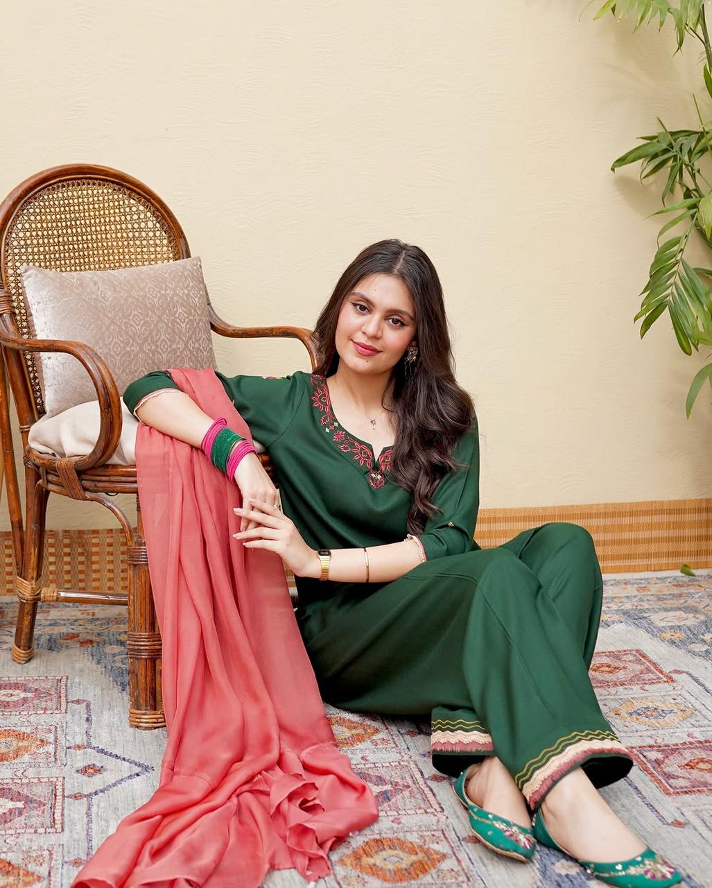 HASENA WINTER 2026 EMBROIDERED DHANAK 3PC WITH DHANAK SHAWL