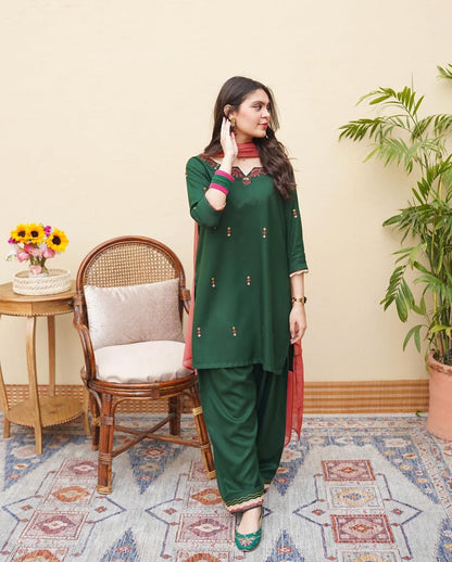 HASENA WINTER 2026 EMBROIDERED DHANAK 3PC WITH DHANAK SHAWL