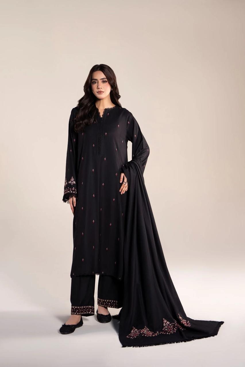 DILARA WINTER 2026 EMBROIDERED DHANAK 3PC WITH EMBROIDERED DHANAK SHAWL