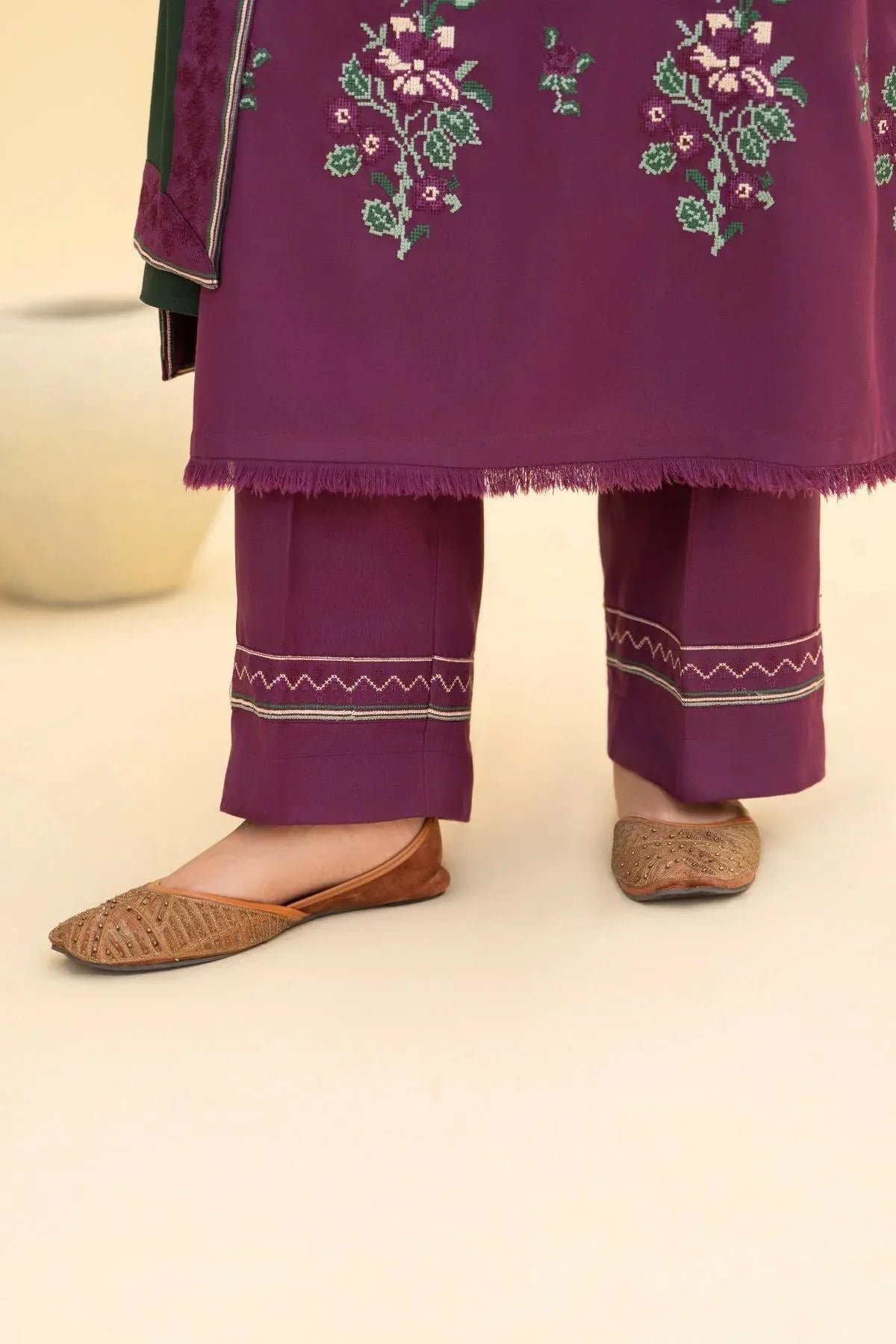 KIARA WINTER 2026 EMBROIDERED DHANAK 3PC WITH DHANAK SHAWL