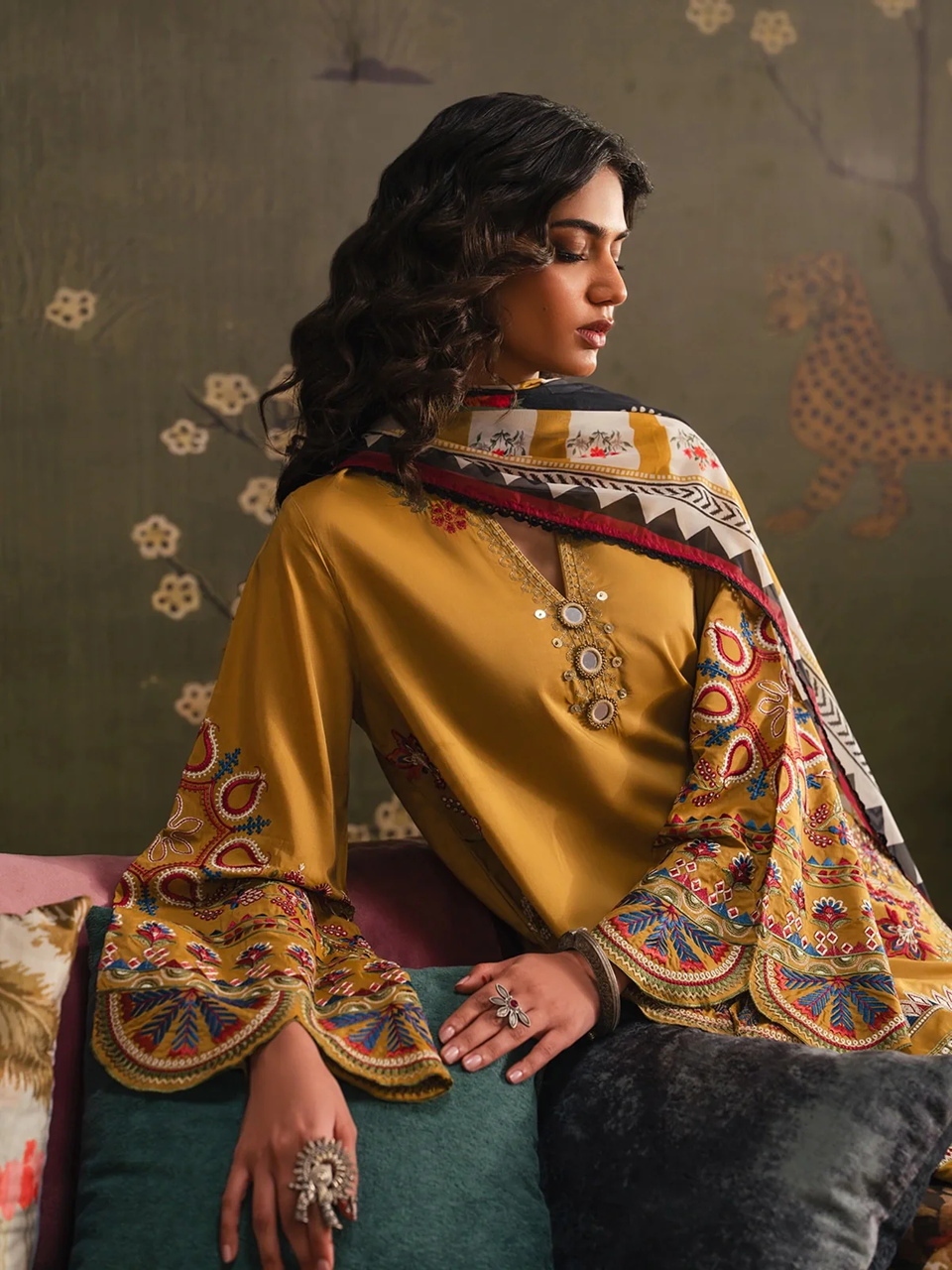 ETHNIC WINTER 2026 EMBROIDERED DHANAK 3PC WITH COTRAI PRINT SHAWL