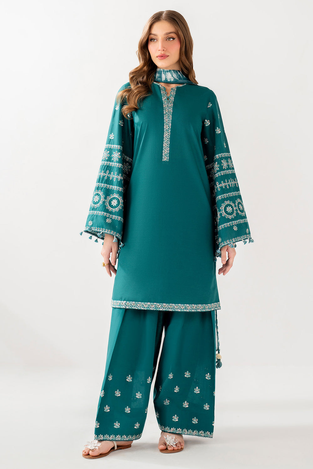 FEROZA WINTER 2026 EMBROIDERED DHANAK 3PC WITH PASHMINA SHAWL